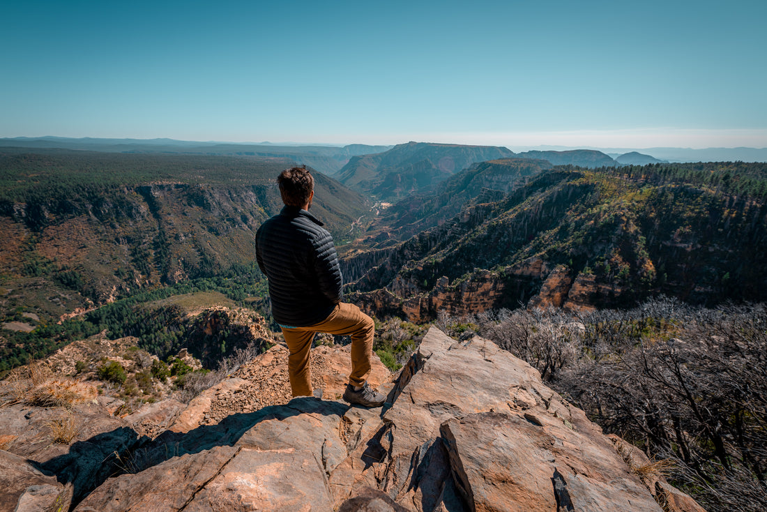 Watch how northern Arizona hangs on "the end of the world"